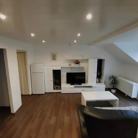 Ruhige Stadtwohnung in Düsseldorf Apartamento *